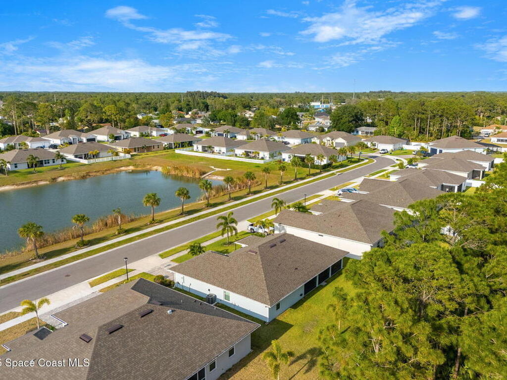 1184 Captiva Island Circle, Palm Bay, FL 32908