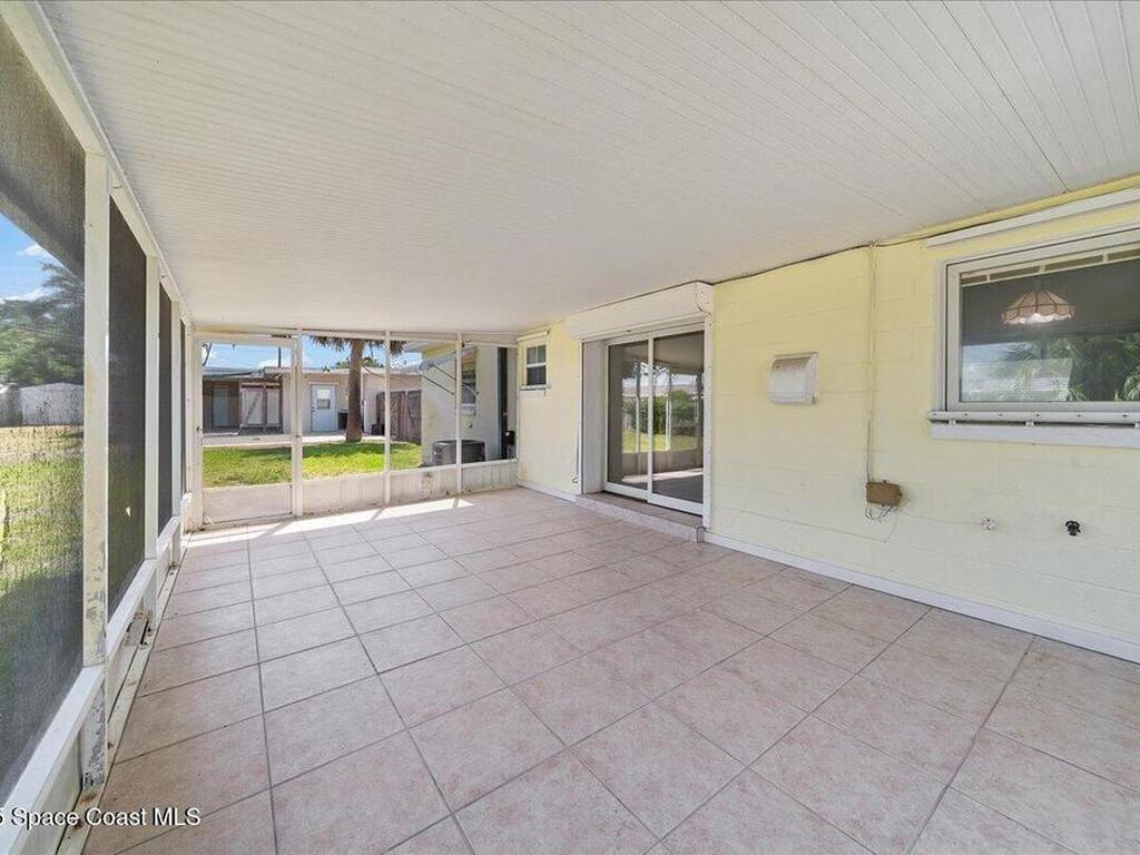 117 E Claridge Street, Satellite Beach, FL 32937