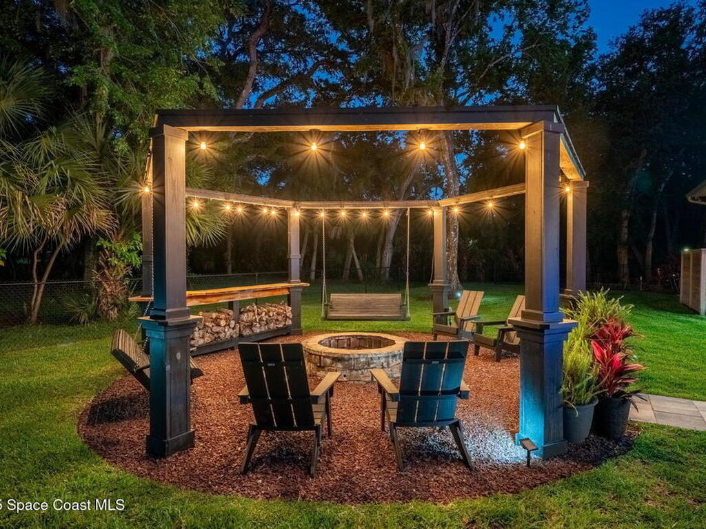 3592 S Park Avenue, Titusville, FL 32780