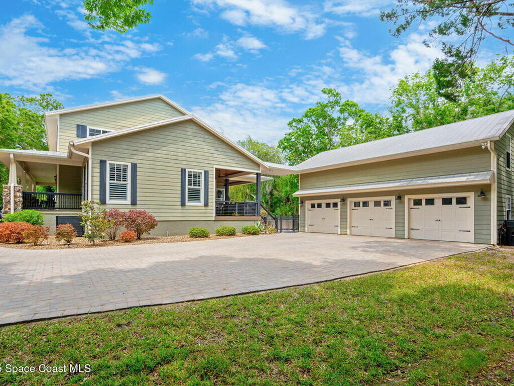 3592 S Park Avenue, Titusville, FL 32780