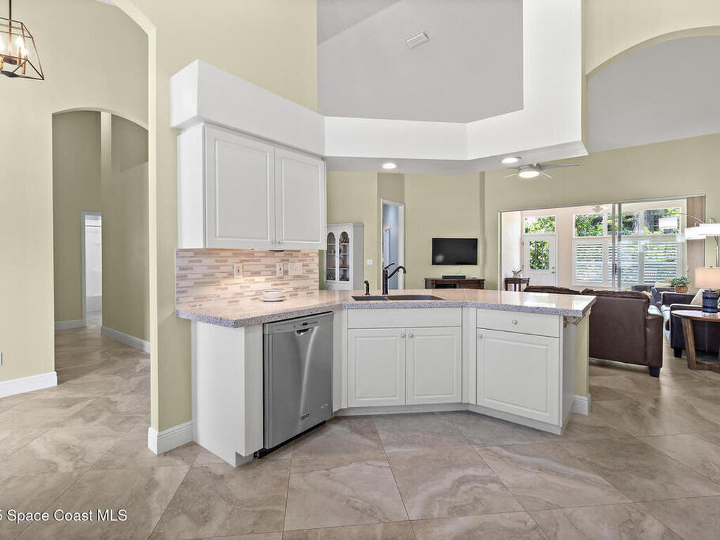 338 Renaissance Avenue, Melbourne, FL 32940