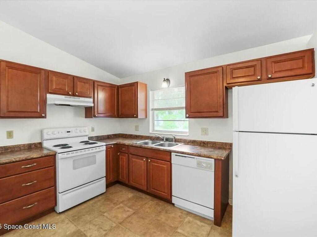 357 Brookedge Street, Palm Bay, FL 32907