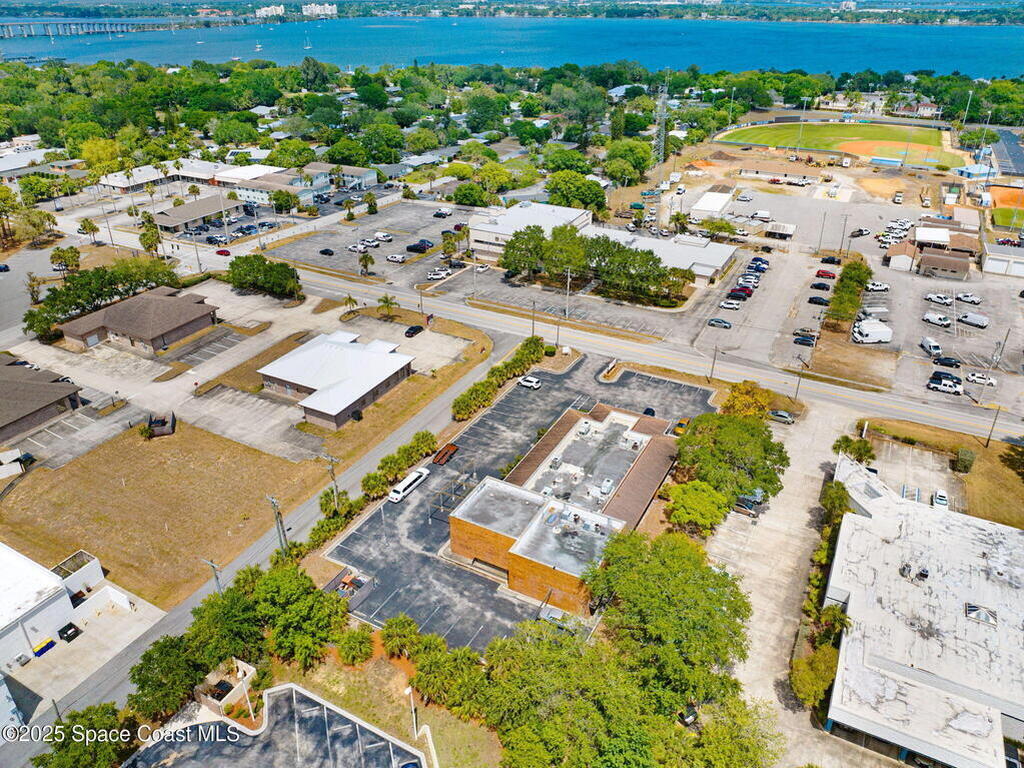 1033 Florida Avenue, Rockledge, FL 32955