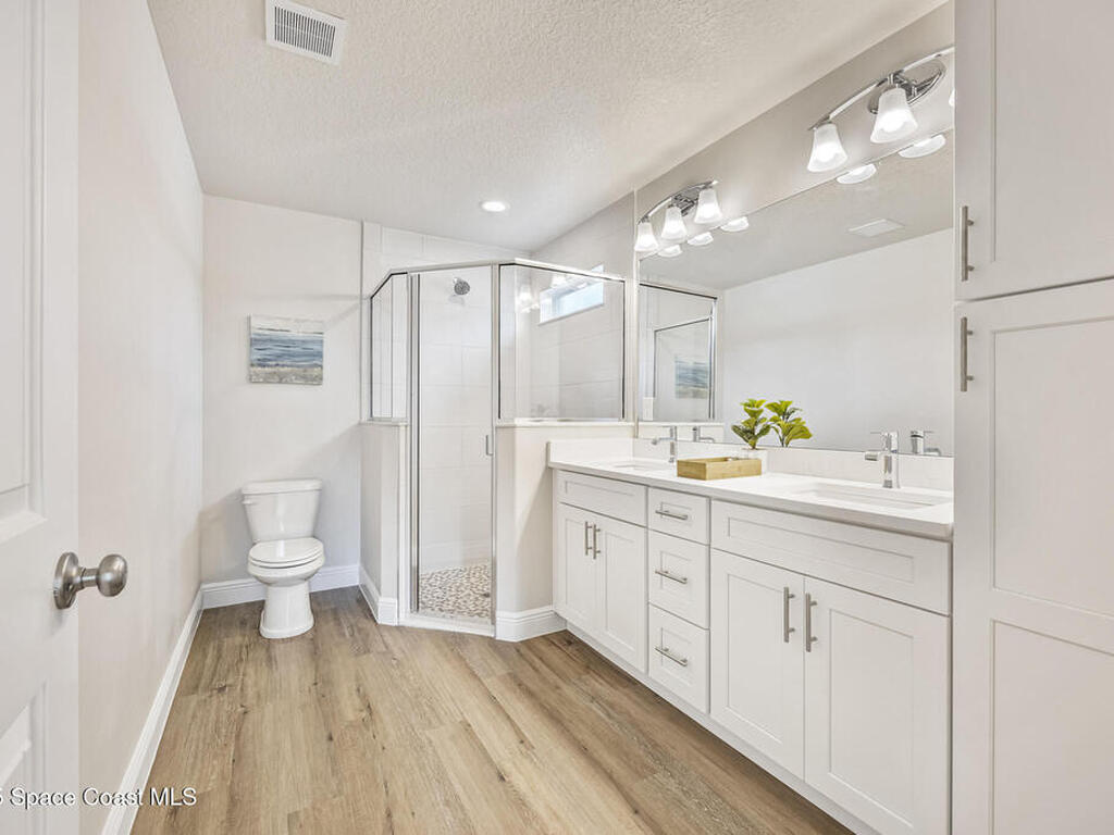 238 Hidden Woods Place, Melbourne, FL 32901