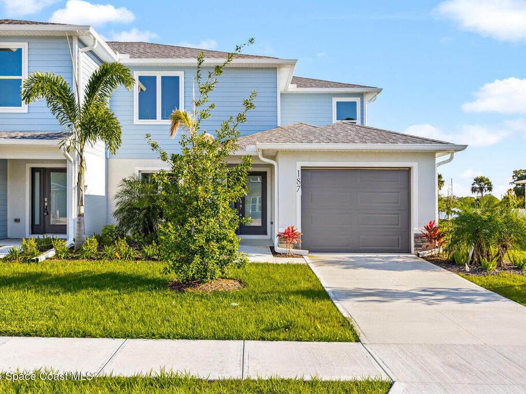 238 Hidden Woods Place, Melbourne, FL 32901