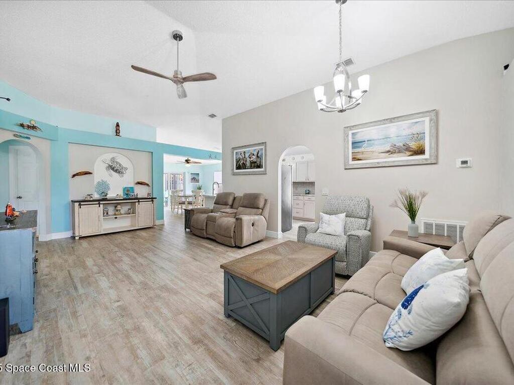 2420 Canopy Drive, Melbourne, FL 32935