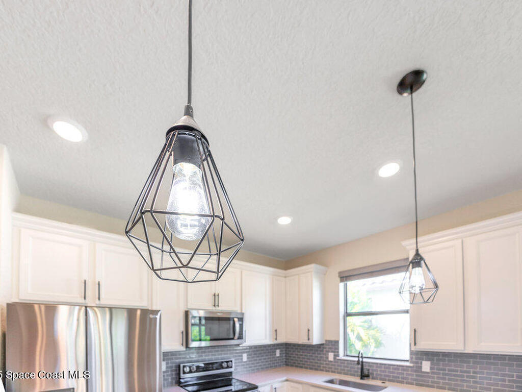 4054 Basket Oak Circle, Vero Beach, FL 32967