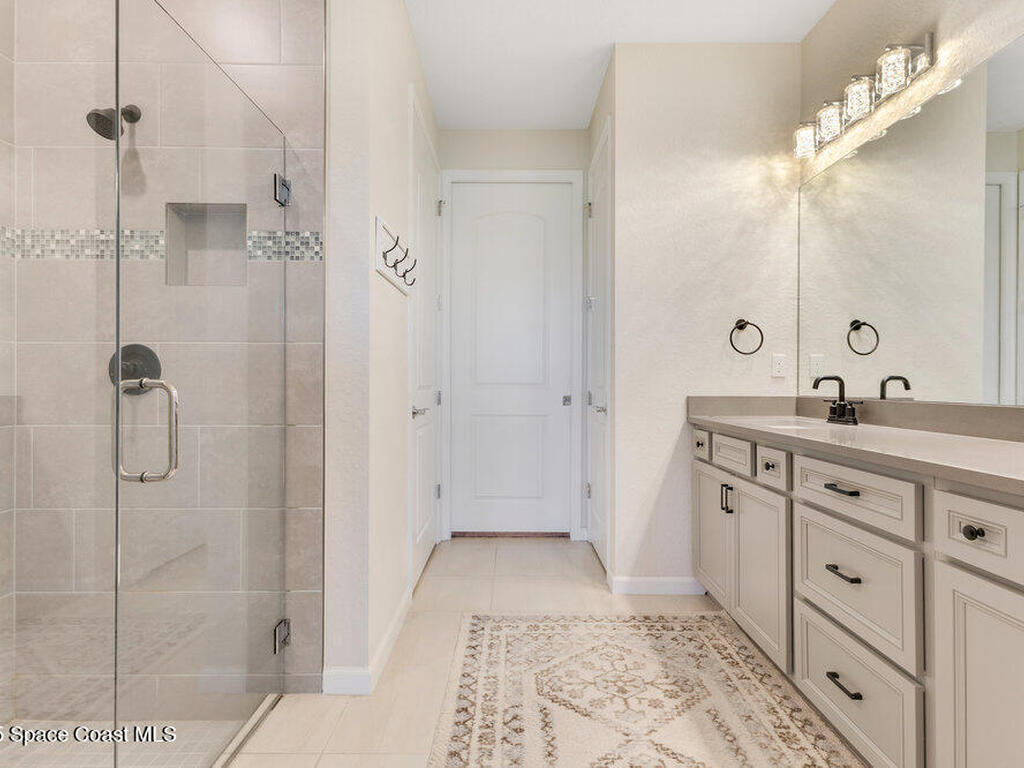 4054 Basket Oak Circle, Vero Beach, FL 32967