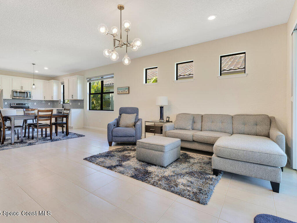 4054 Basket Oak Circle, Vero Beach, FL 32967