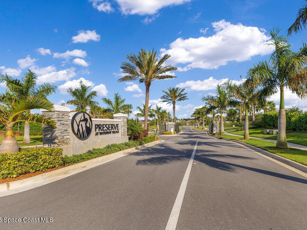 4054 Basket Oak Circle, Vero Beach, FL 32967