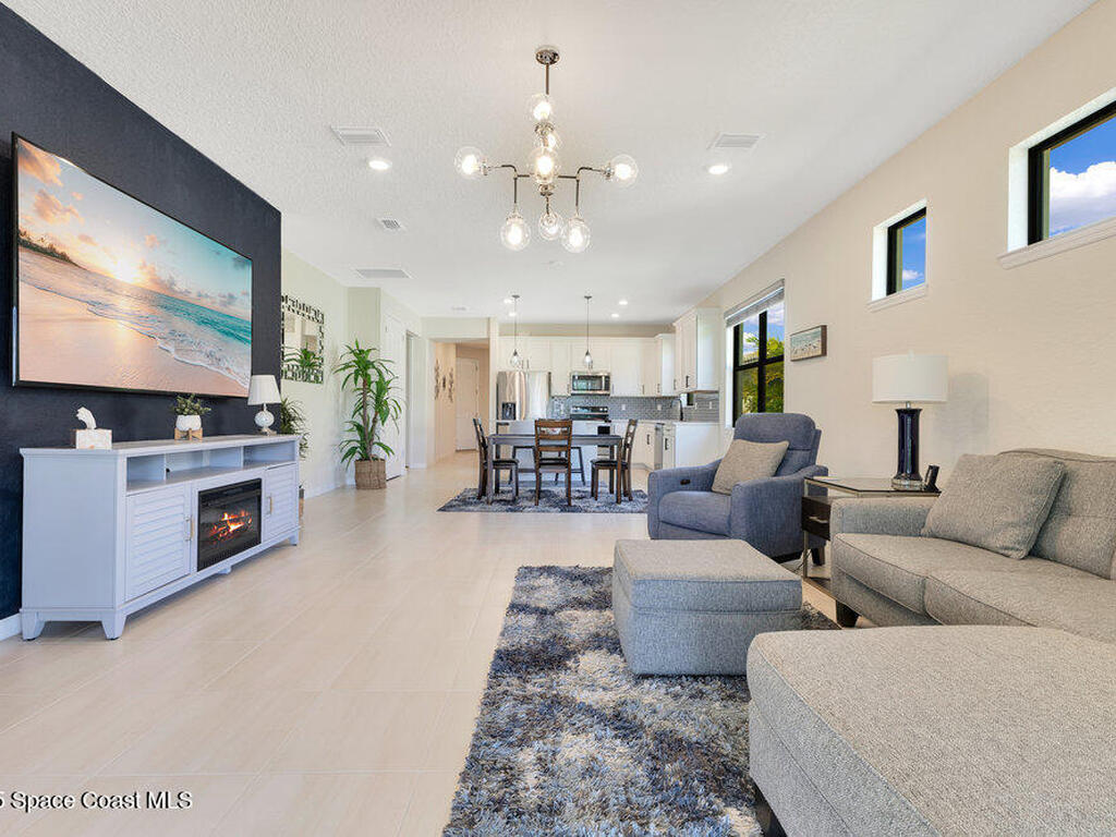 4054 Basket Oak Circle, Vero Beach, FL 32967