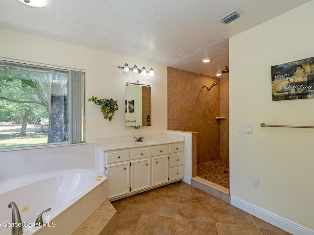 2190 Winston Drive, Cocoa, FL 32926