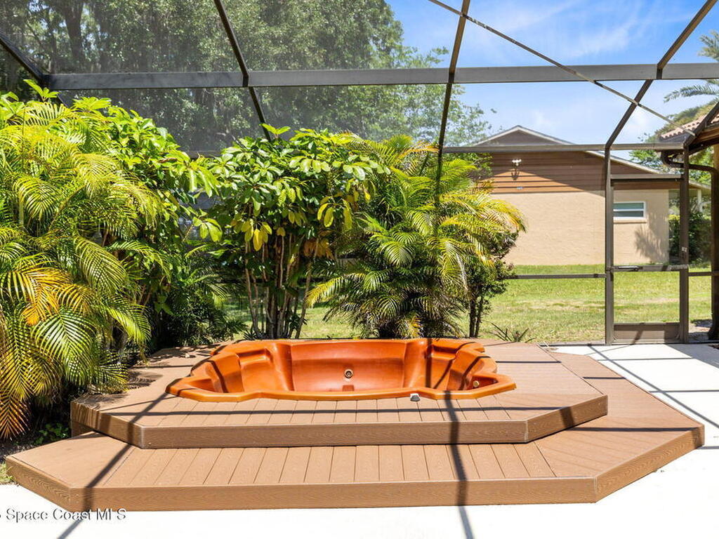 2560 Greenwood Drive, Kissimmee, FL 34744