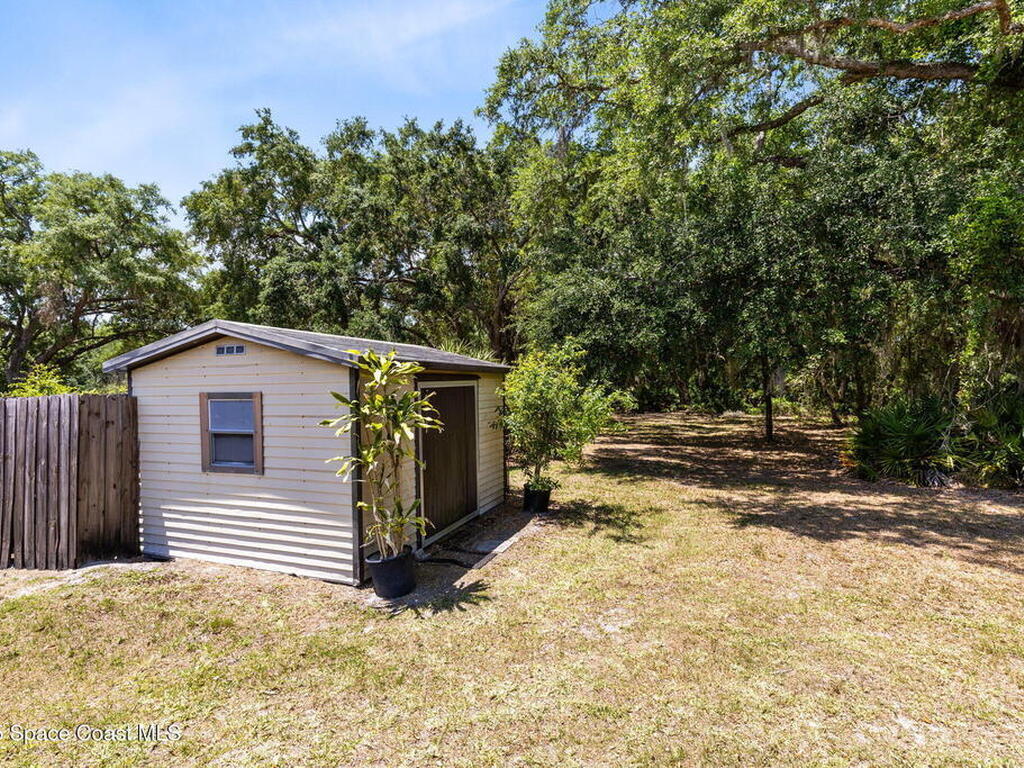2560 Greenwood Drive, Kissimmee, FL 34744