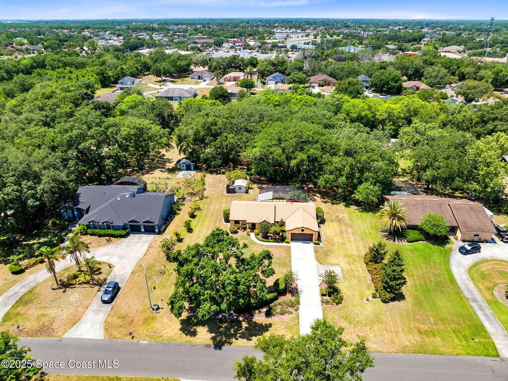 2560 Greenwood Drive, Kissimmee, FL 34744