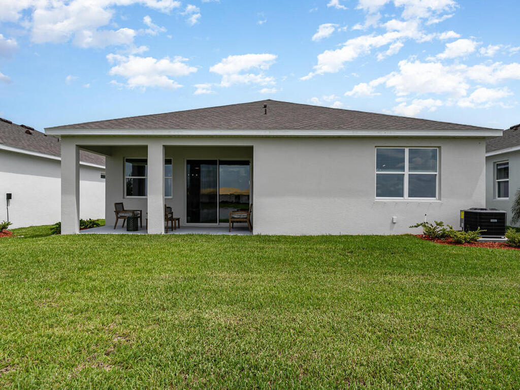 3871 Hollingsworth Drive, Palm Bay, FL 32909