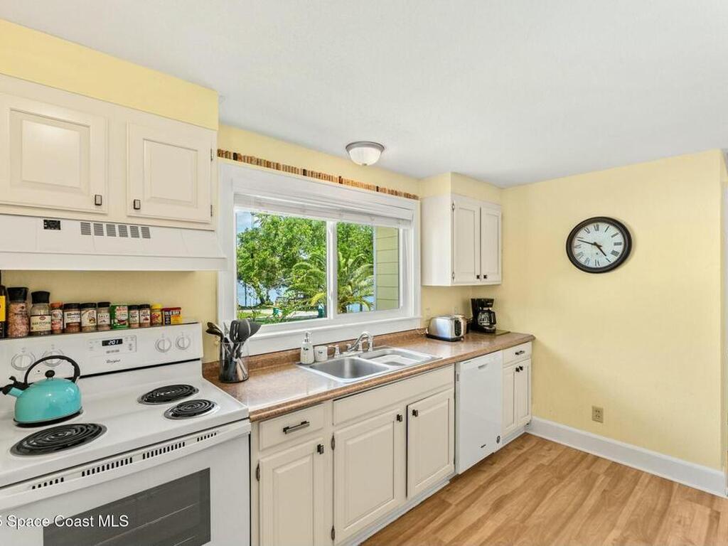 1887 Rockledge Drive, Rockledge, FL 32955