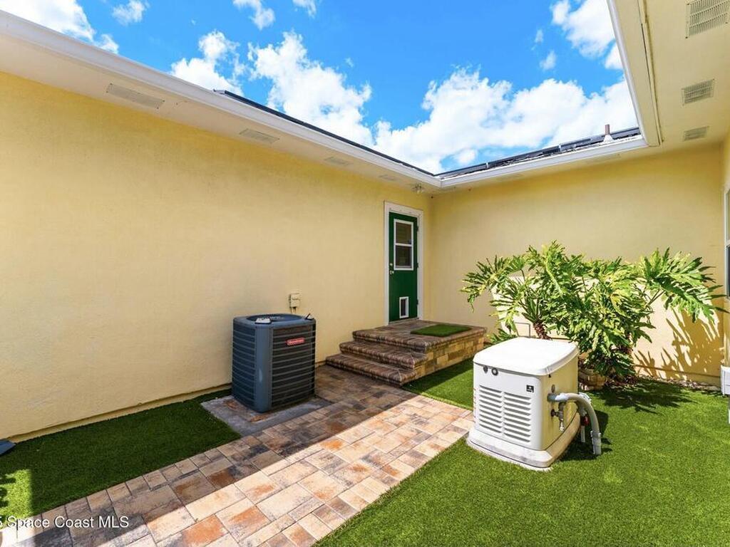 1887 Rockledge Drive, Rockledge, FL 32955