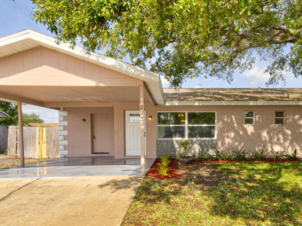 2154 Mosswood Drive, Melbourne, FL 32935