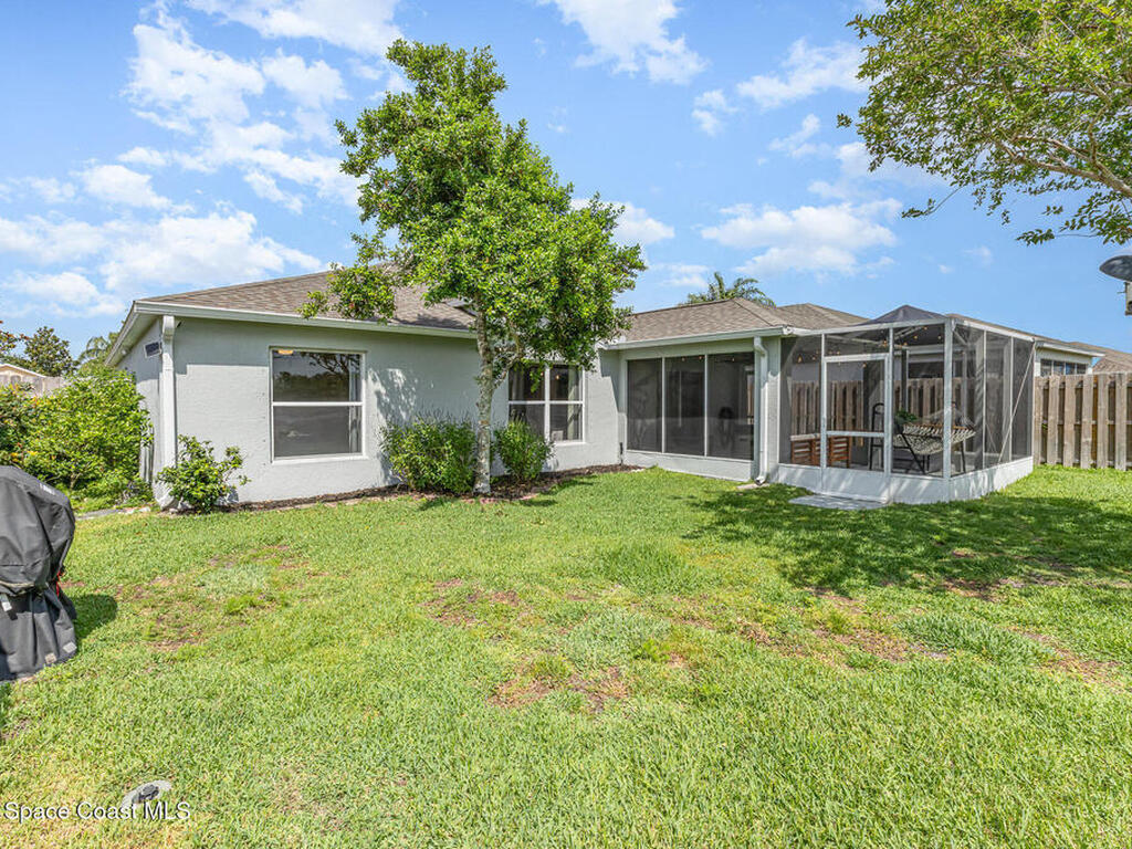 2464 Bayhill Drive, Melbourne, FL 32940