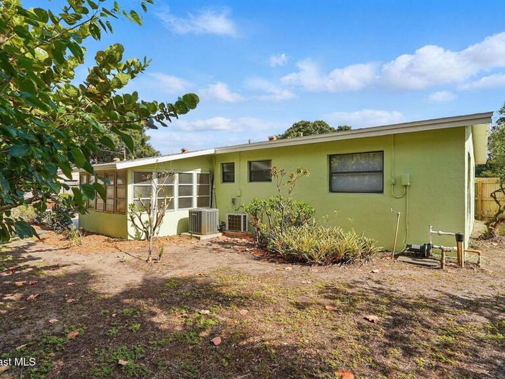 620 Birchwood Lane, Titusville, FL 32780