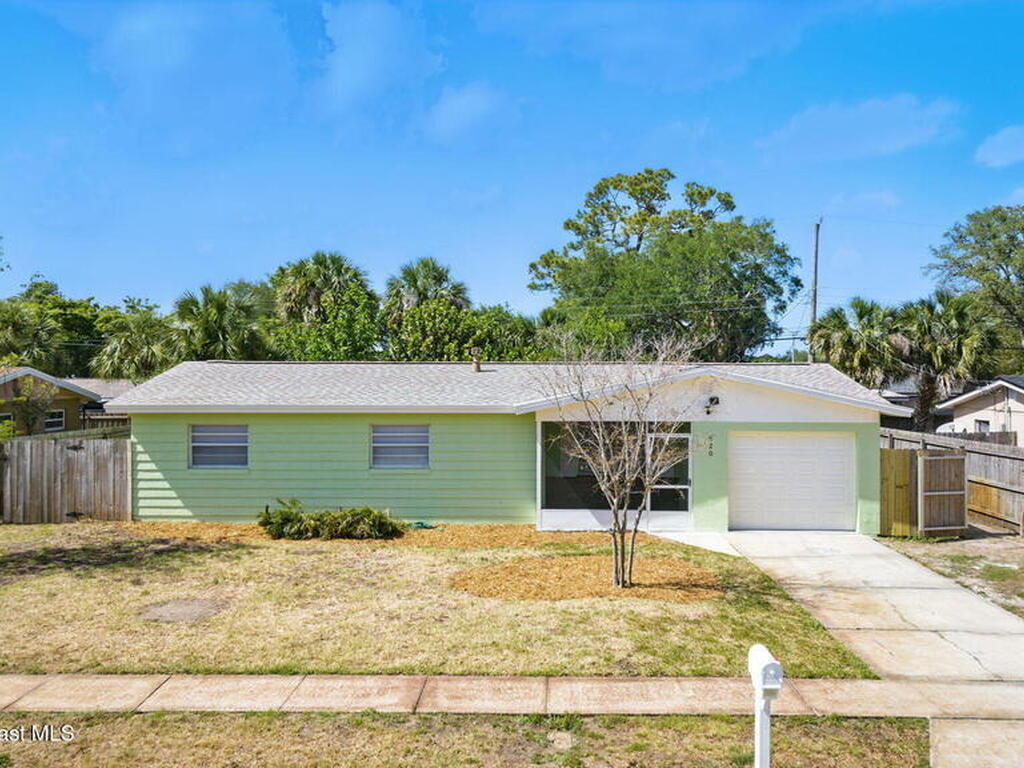 620 Birchwood Lane, Titusville, FL 32780