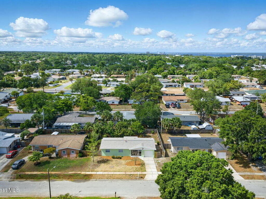 620 Birchwood Lane, Titusville, FL 32780