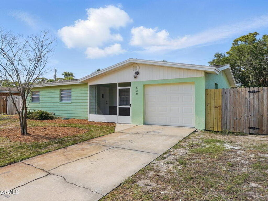 620 Birchwood Lane, Titusville, FL 32780