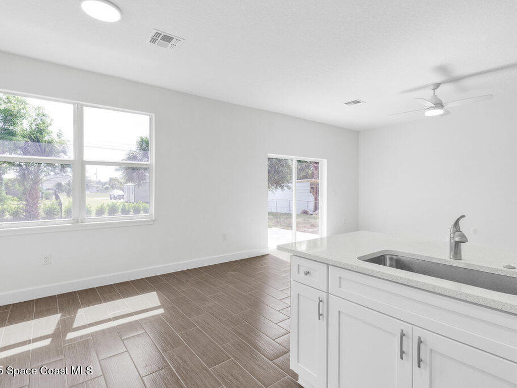 8050 96th Avenue, Vero Beach, FL 32967