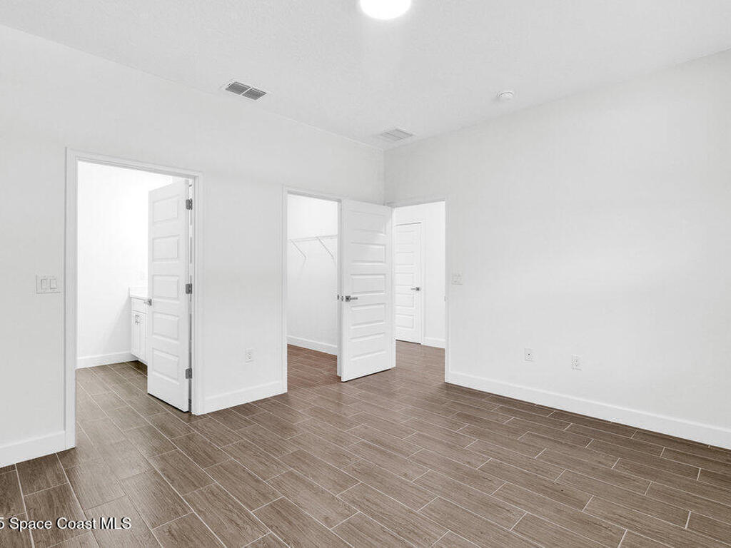 8050 96th Avenue, Vero Beach, FL 32967