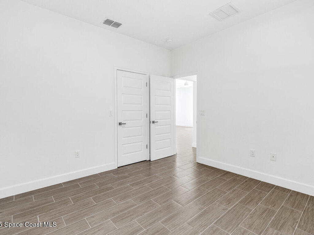 8050 96th Avenue, Vero Beach, FL 32967