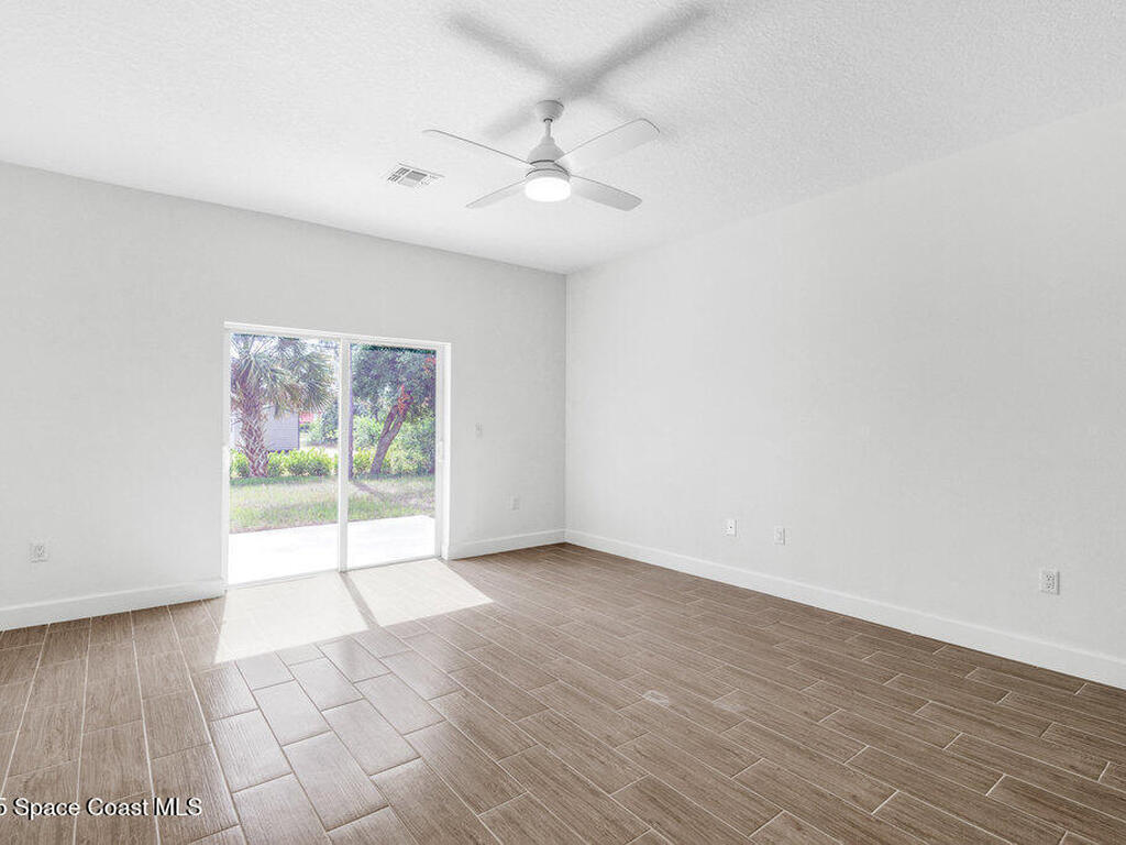 8050 96th Avenue, Vero Beach, FL 32967