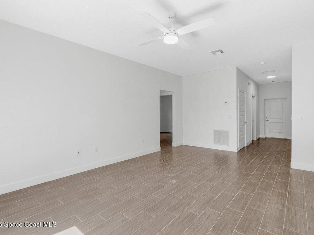 8050 96th Avenue, Vero Beach, FL 32967
