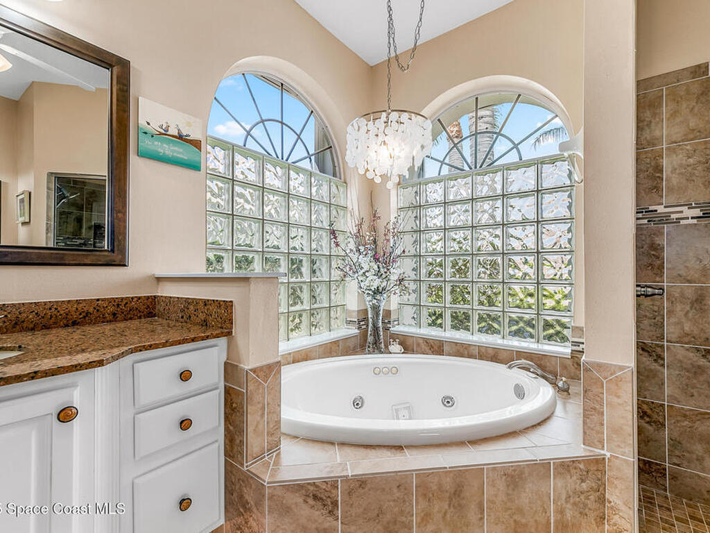 4336 Collingtree Drive, Suntree, FL 32955