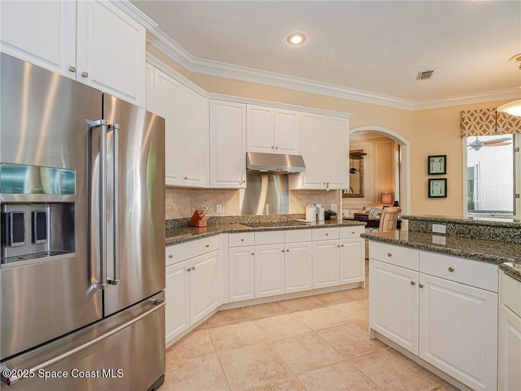 120 N White Jewel Court, Vero Beach, FL 32963