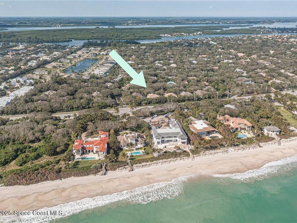 120 N White Jewel Court, Vero Beach, FL 32963