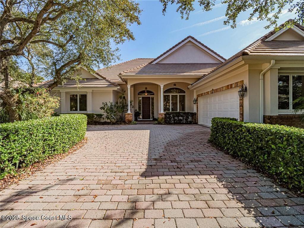 120 N White Jewel Court, Vero Beach, FL 32963