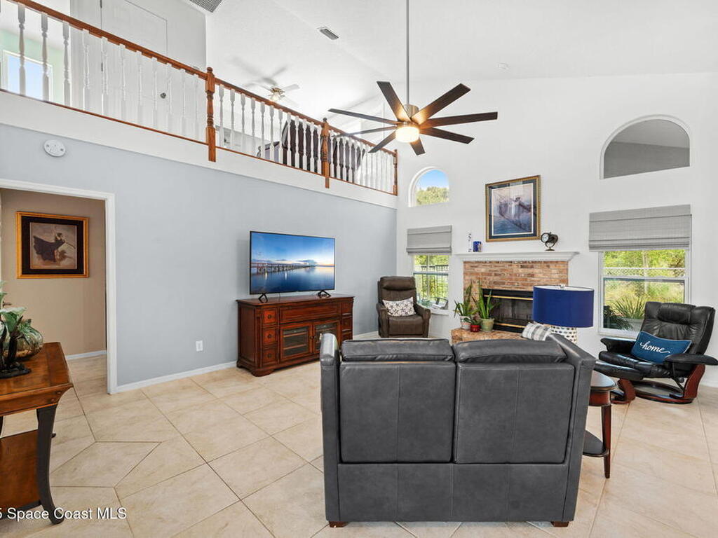 2996 Pebble Creek Street, Melbourne, FL 32935