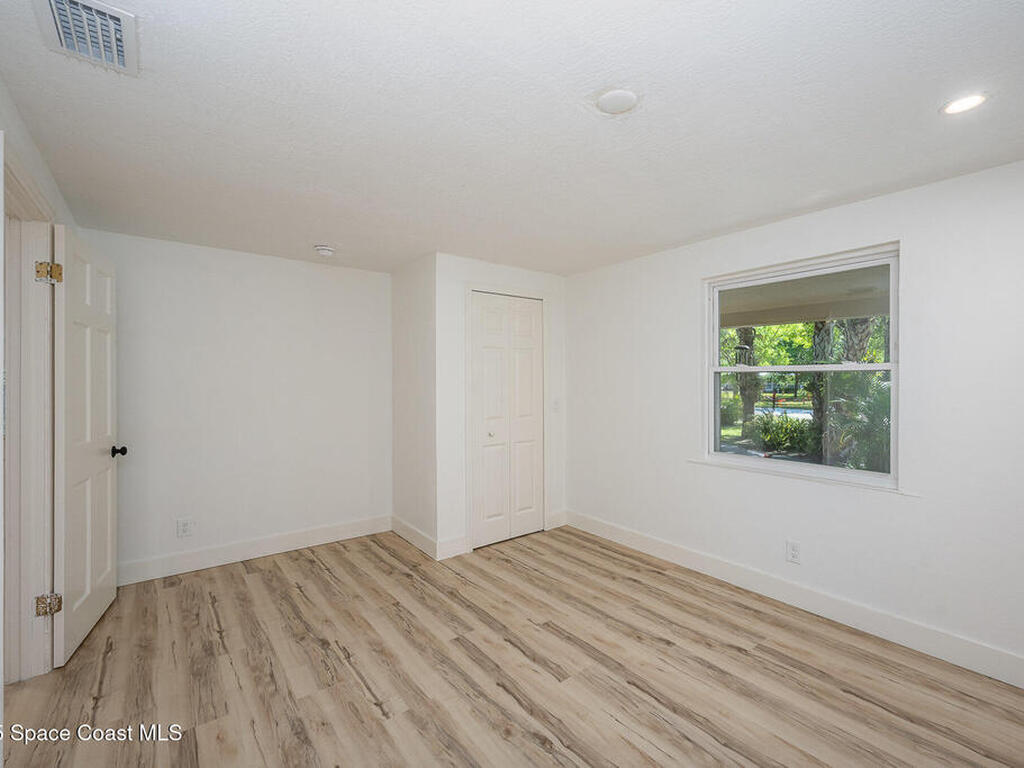 2220 Duncil Lane, Malabar, FL 32950
