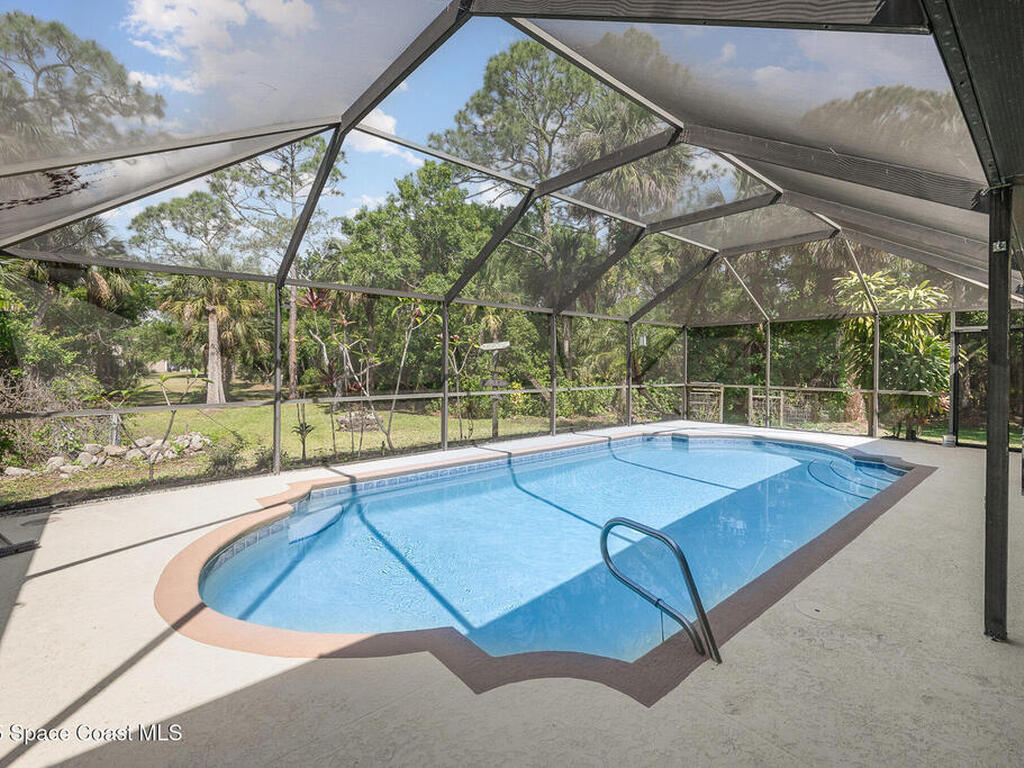 2220 Duncil Lane, Malabar, FL 32950