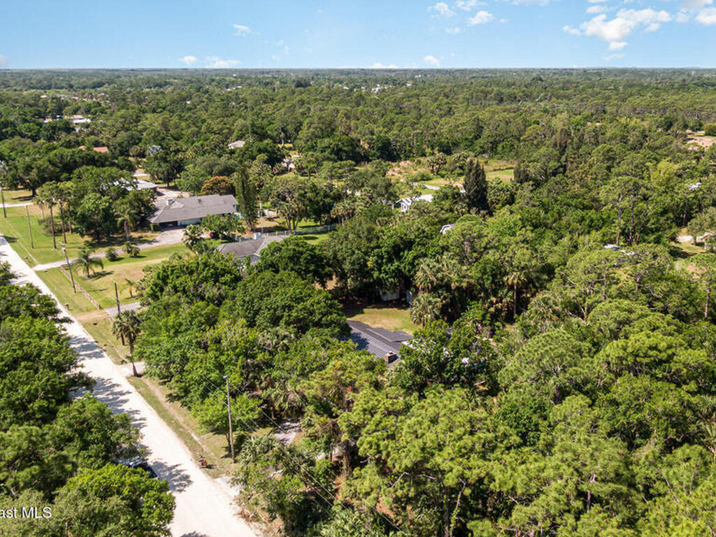 2220 Duncil Lane, Malabar, FL 32950