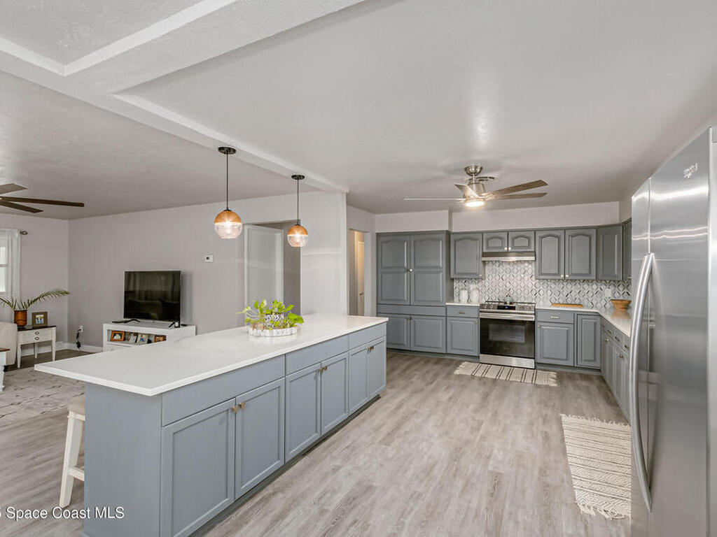 304 Harwood Avenue, Satellite Beach, FL 32937