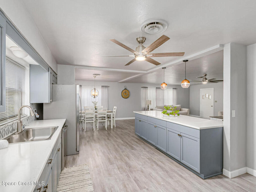 304 Harwood Avenue, Satellite Beach, FL 32937