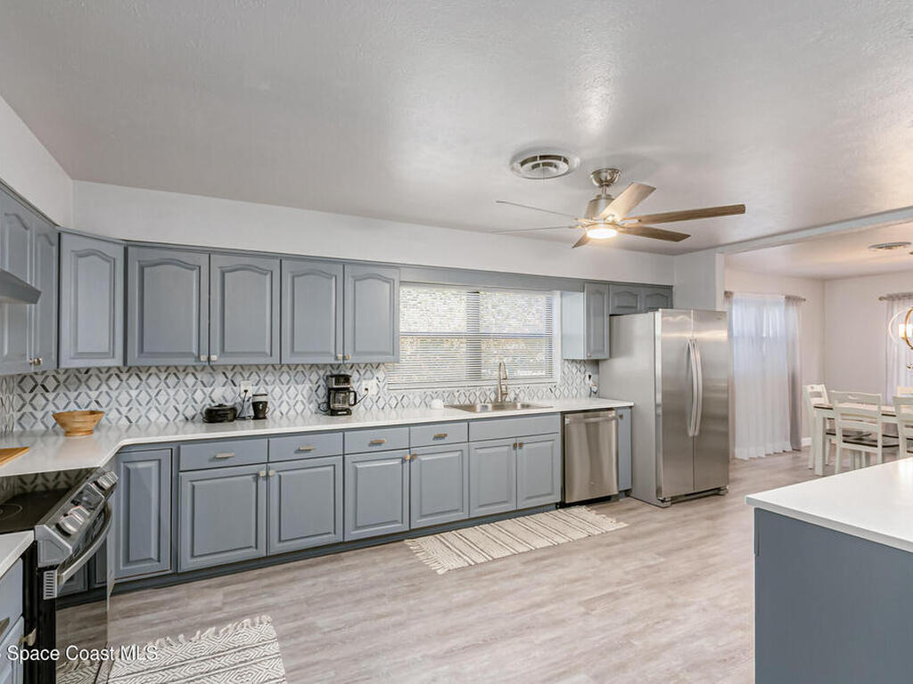 304 Harwood Avenue, Satellite Beach, FL 32937