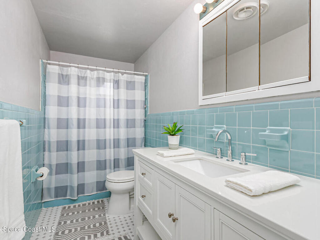 304 Harwood Avenue, Satellite Beach, FL 32937