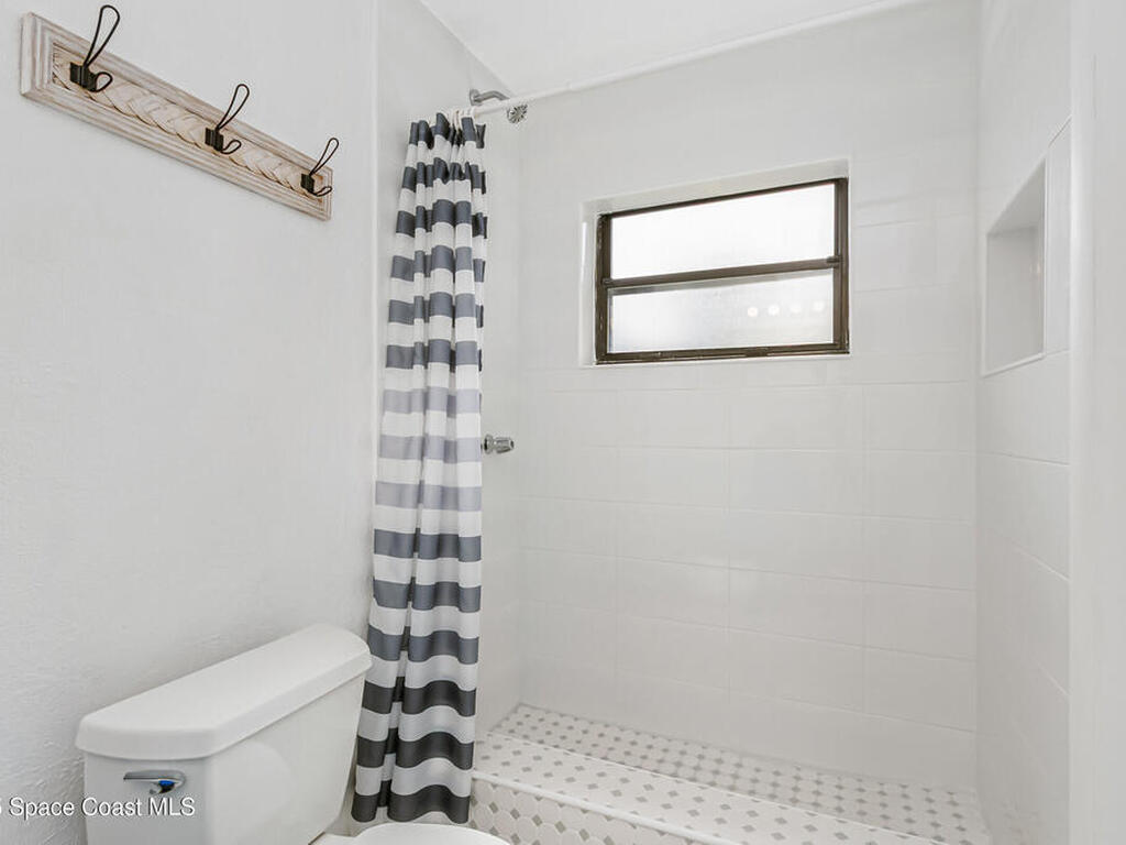 304 Harwood Avenue, Satellite Beach, FL 32937
