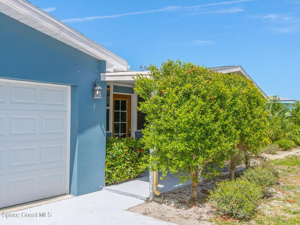 304 Harwood Avenue, Satellite Beach, FL 32937