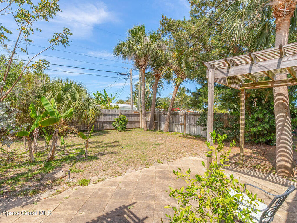 304 Harwood Avenue, Satellite Beach, FL 32937