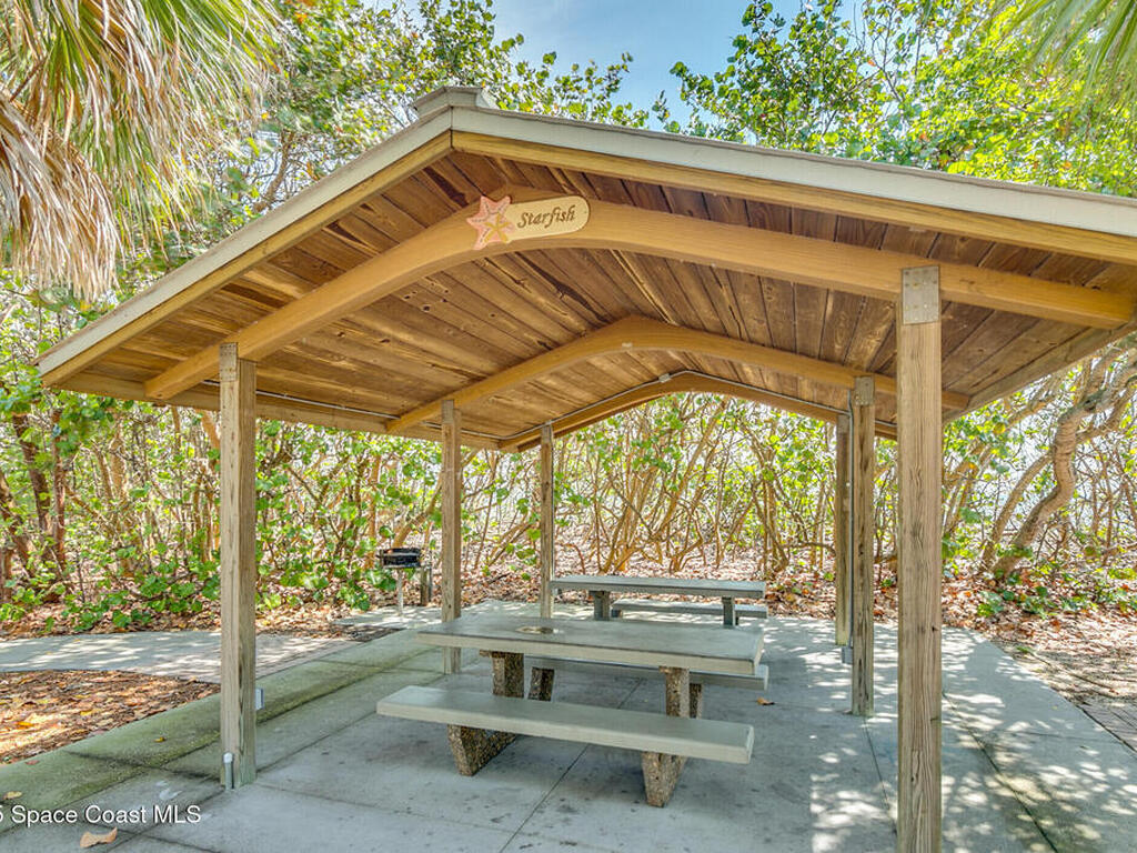 304 Harwood Avenue, Satellite Beach, FL 32937