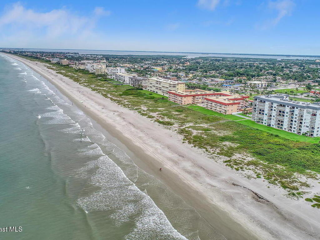 650 N Atlantic Avenue, Cocoa Beach, FL 32931